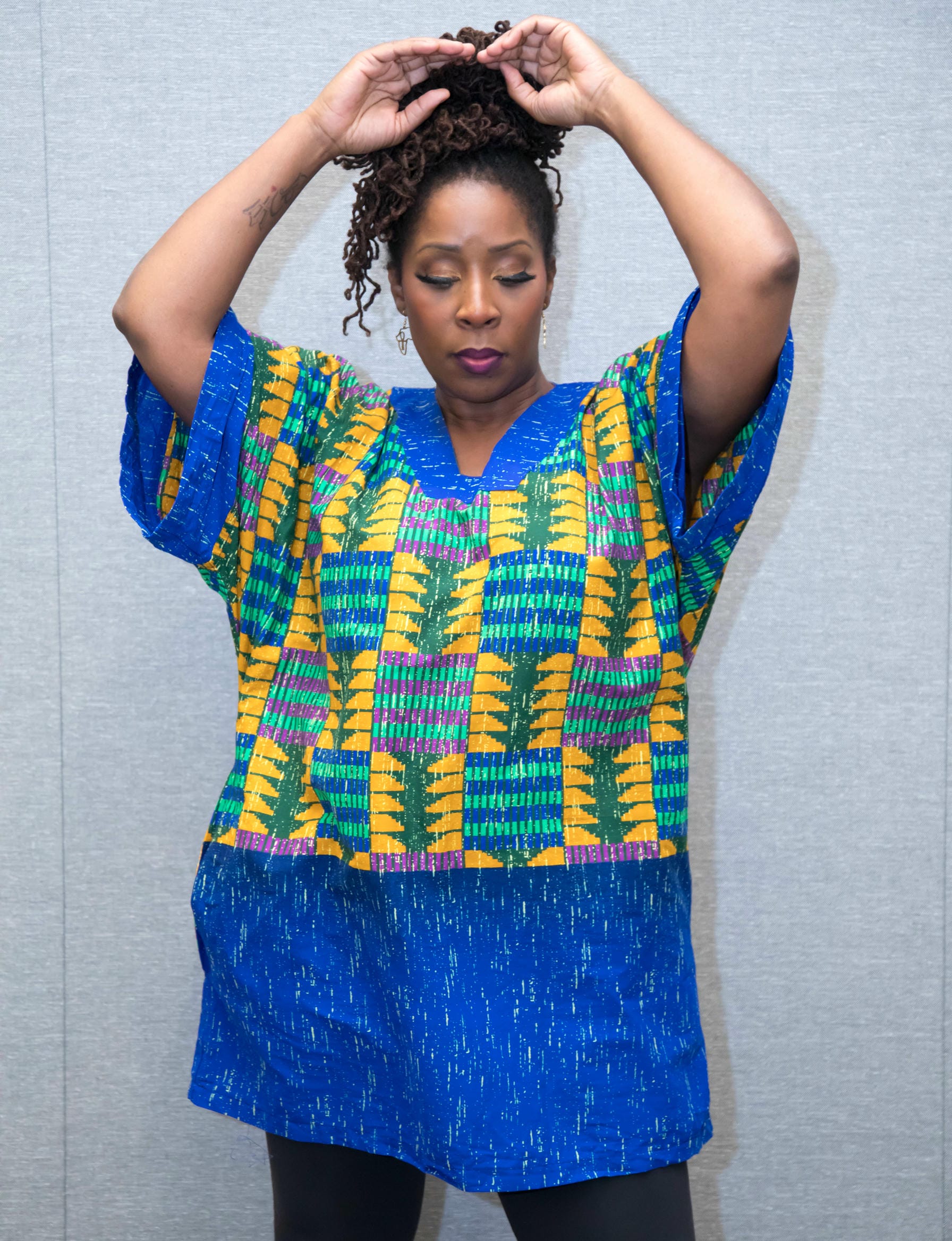 Kente Fabric Bubu NEW - Image 3