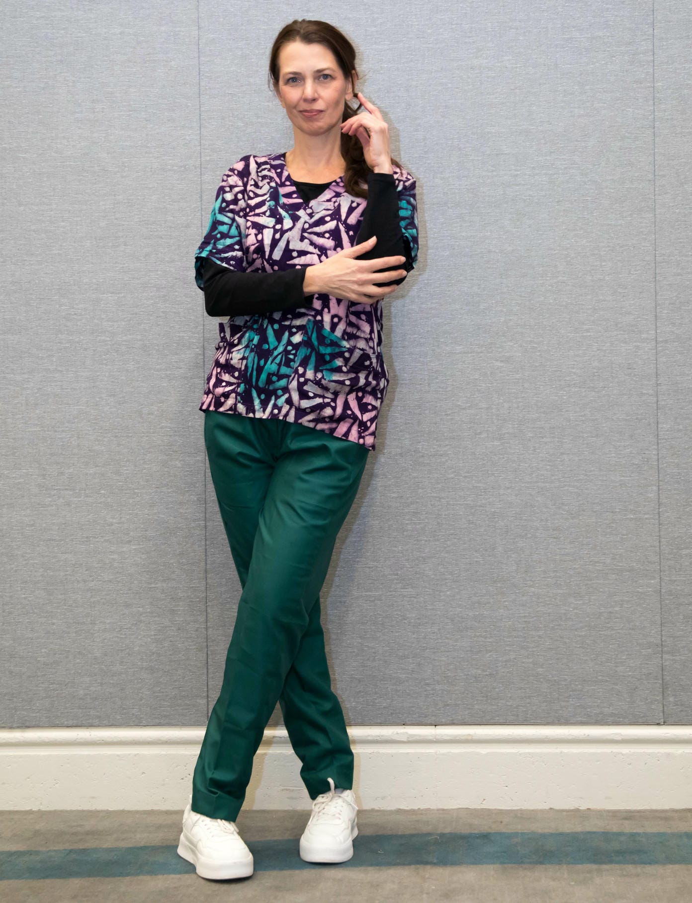 Purple & Green Scrub - Image 6